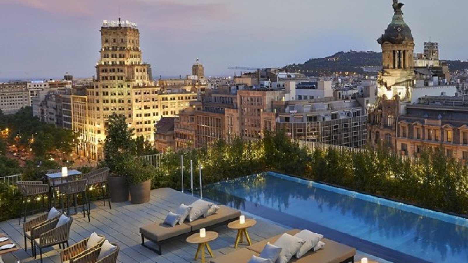 60.Mandarin Oriental, Barcelona - Terrat Rooftop - Vertical 2