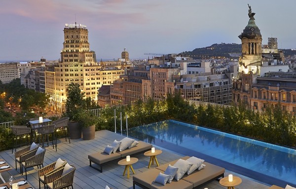 60.Mandarin Oriental, Barcelona - Terrat Rooftop - Vertical 2
